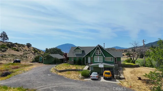 $325,000 | 405 Old Cottonwood Creek Road, Hornbrook, CA 96044
