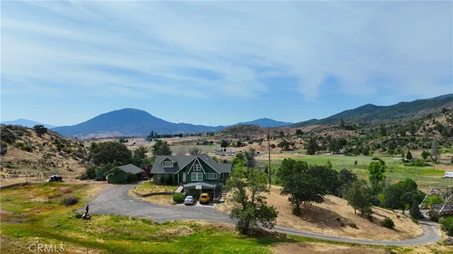 $325,000 | 405 Old Cottonwood Creek Road, Hornbrook, CA 96044