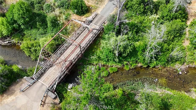 $325,000 | 405 Old Cottonwood Creek Road, Hornbrook, CA 96044