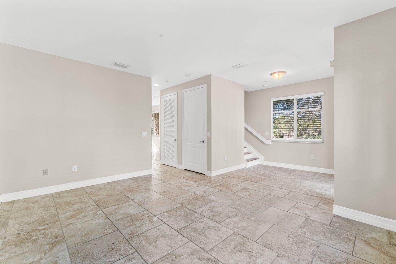3639 Northwest 5th Terrace Boca Raton, FL 33431 - Photo 13 of 29 013-3639Northwest5thTerrace-BocaRaton-FL