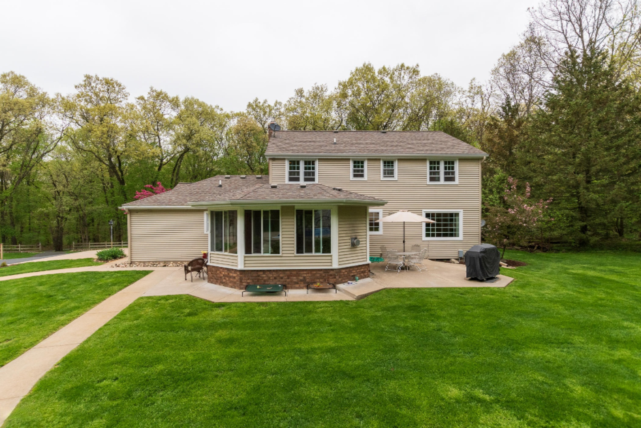 9167 West R Avenue Kalamazoo, MI 49009 - Photo 3 of 80 9167 West R Ave-41