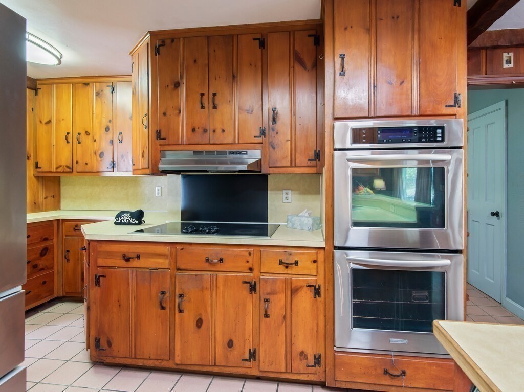 55 Old Common Road Auburn, MA 01501 - Photo 14 of 41