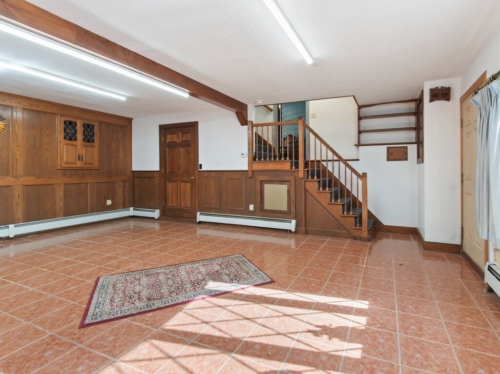 55 Old Common Road Auburn, MA 01501 - Photo 4 of 41