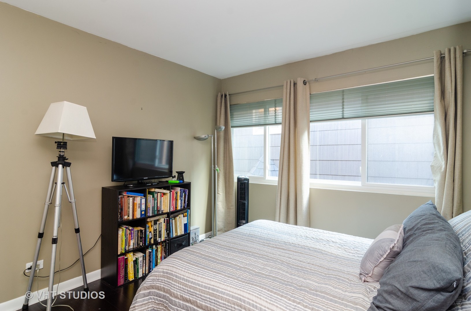 1707 West Chase Avenue, Unit B Chicago, IL 60626 - Photo 6 of 10