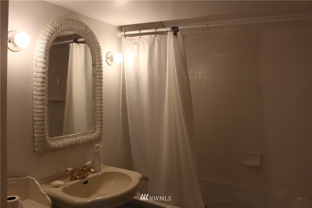 11115 Vernon Road Lake Stevens, WA 98258 - Photo 17 of 23 Gallery Image 17