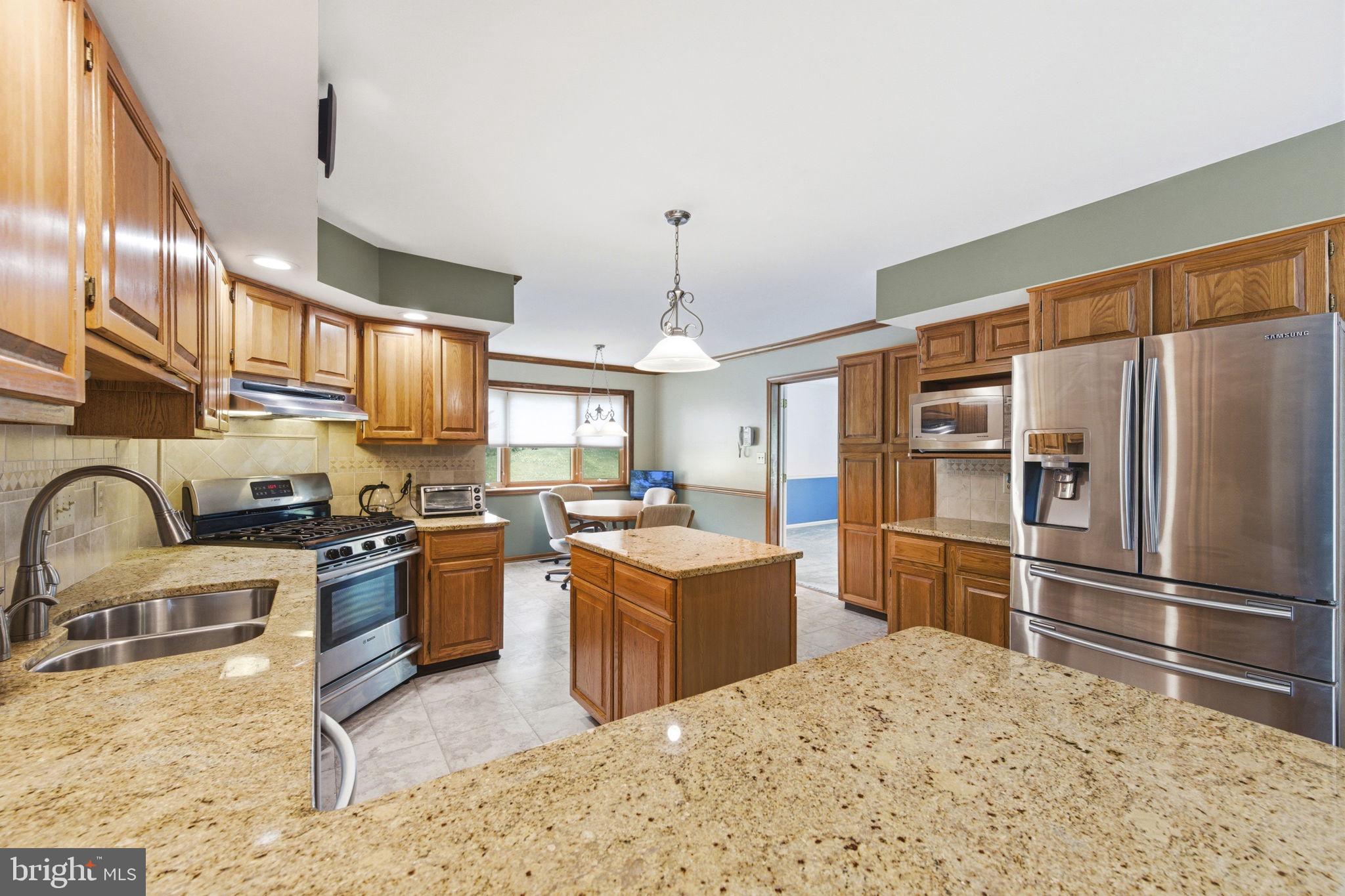 736 Letitia Drive Hockessin, DE 19707 - Photo 31 of 92 Kitchen