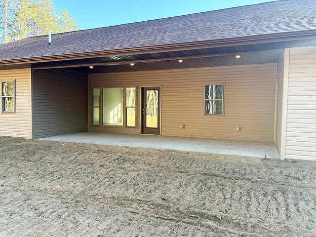 $374,900 | W10660 Molly 4 Road, Athelstane, WI 54104