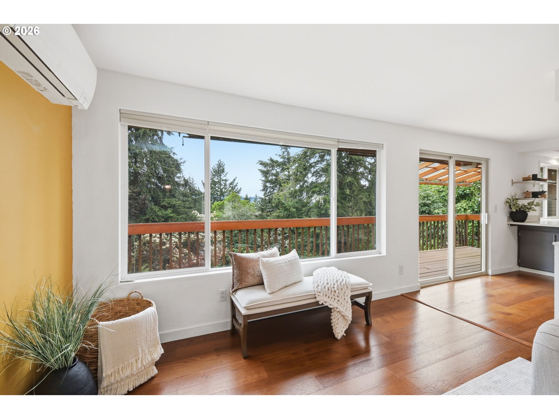 3834 Onyx Street Eugene, OR 97405 - Photo 15 of 43 a living room with furniture and a large window