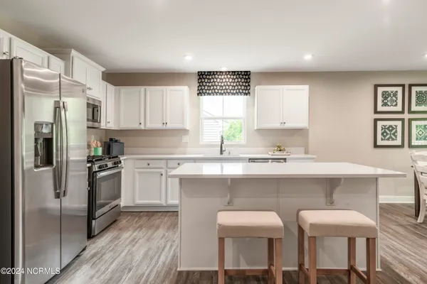 $469,990 | 135 Baxter Sta Boulevard, Moyock, NC 27958