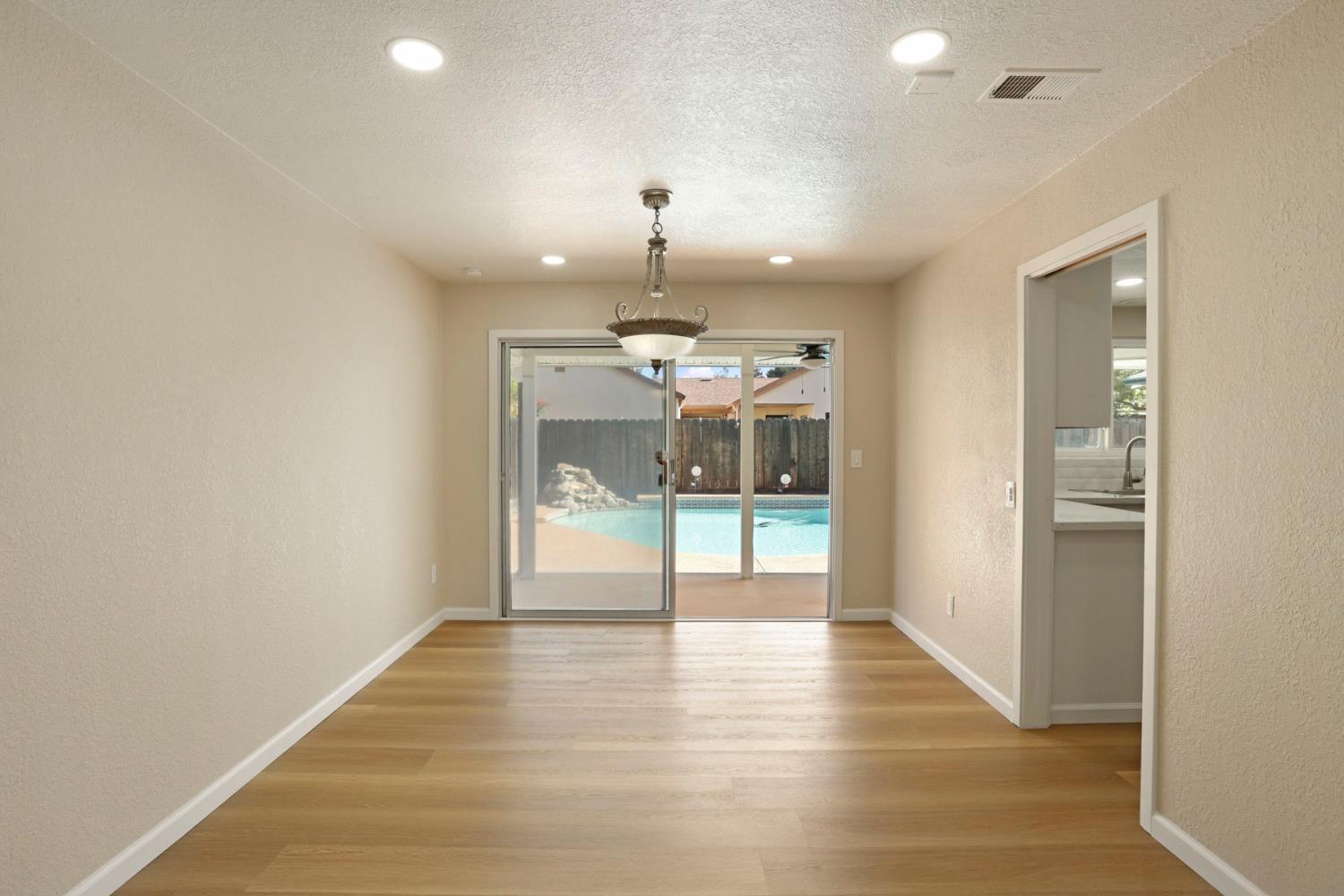 3524 Marsala Way Modesto, CA 95356 - Photo 9 of 40 a view of a livingroom with a staircase