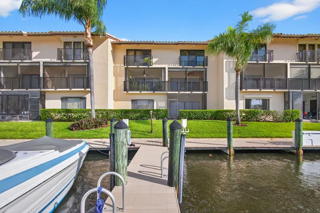 $4,000 | 270 Captains Walk, Unit 3160, Delray Beach, FL 33483