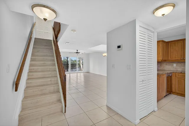 $4,000 | 270 Captains Walk, Unit 3160, Delray Beach, FL 33483