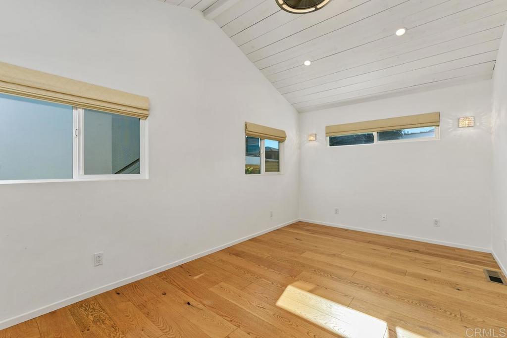 721 3rd Street Encinitas, CA 92024 - Photo 15 of 36 a view of empty room