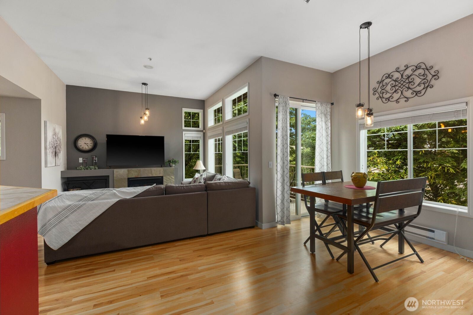 15325 Southeast 155th Place, Unit V2 Renton, WA 98058 - Photo 6 of 36