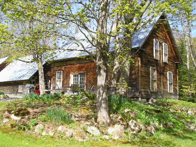 87 Honey Corners Road Topsham, VT 05086 - Photo 1 of 38 Gallery Image 1