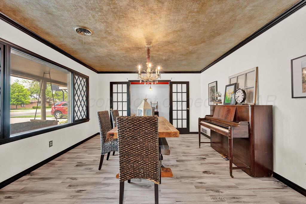 6213 Gainsborough Road Amarillo, TX 79106 - Photo 12 of 42 DSC_5510