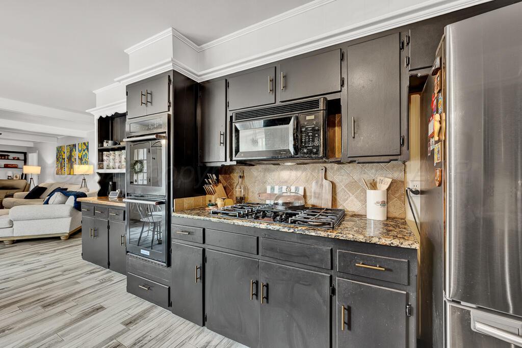 6213 Gainsborough Road Amarillo, TX 79106 - Photo 10 of 42 DSC_5402