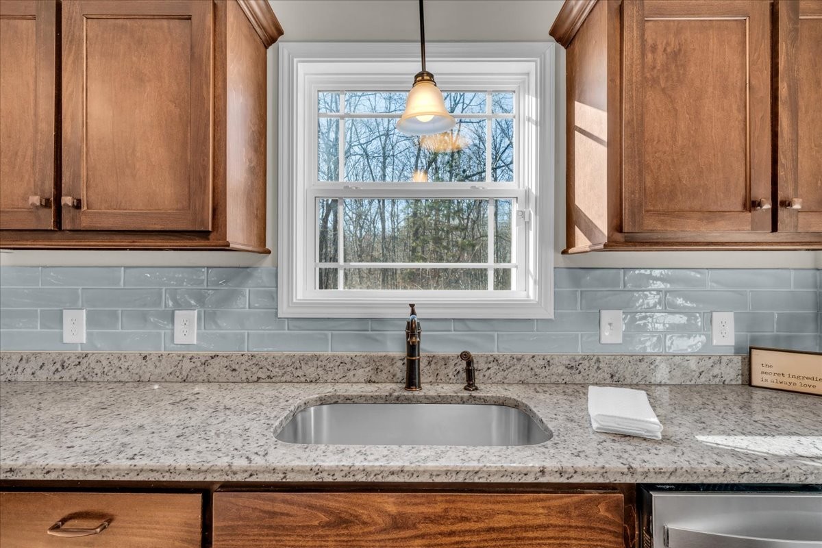 1554 South Spring Street Manchester, TN 37355 - Photo 15 of 33