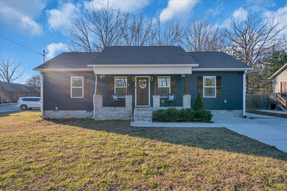 1554 South Spring Street Manchester, TN 37355 - Photo 5 of 33