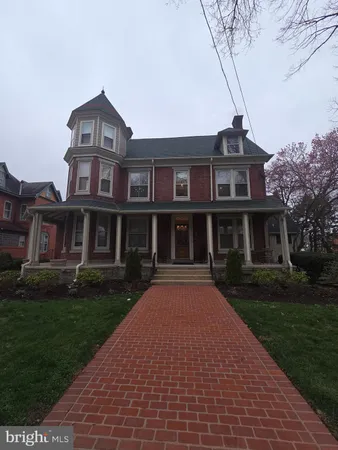 $230,000 | 416 Main Street, Unit D, Phoenixville, PA 19460