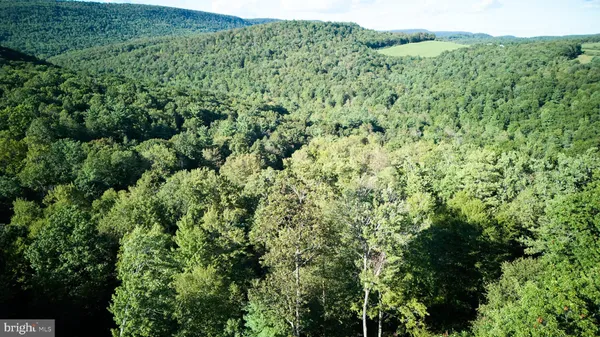 $669,900 | 800 High Pines Lane, Port Matilda, PA 16870