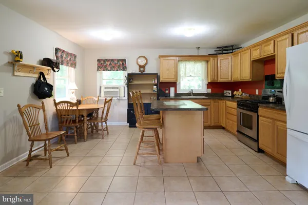 $669,900 | 800 High Pines Lane, Port Matilda, PA 16870