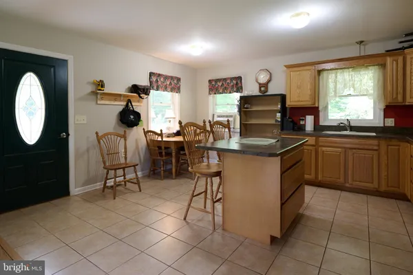 $669,900 | 800 High Pines Lane, Port Matilda, PA 16870