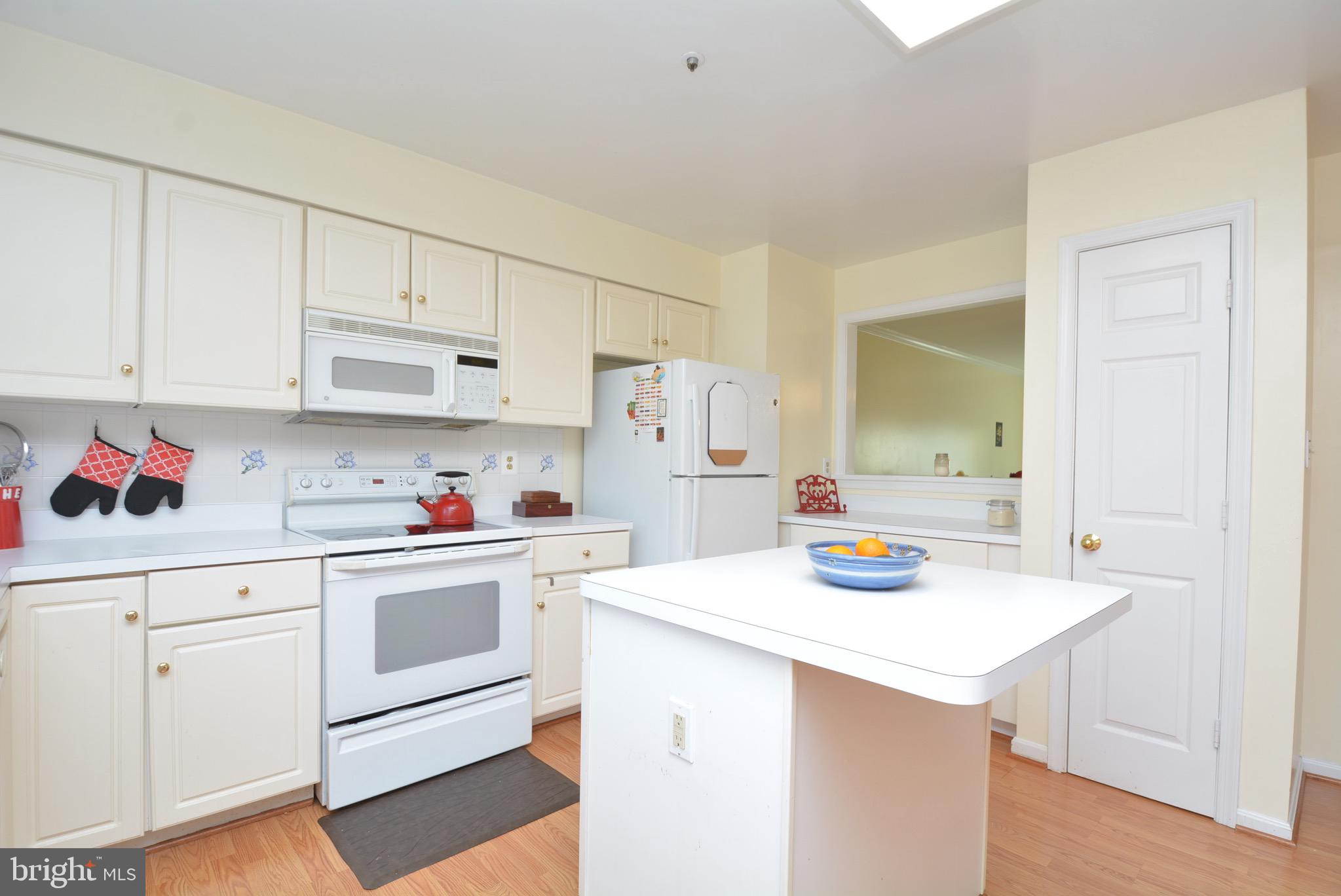 14210 Plum Run Way Silver Spring, MD 20906 - Photo 14 of 37
