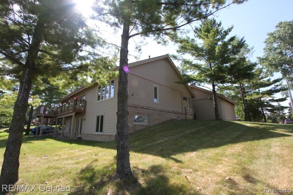 2332 Ulster Road Rochester Hills, MI 48309 - Photo 8 of 38