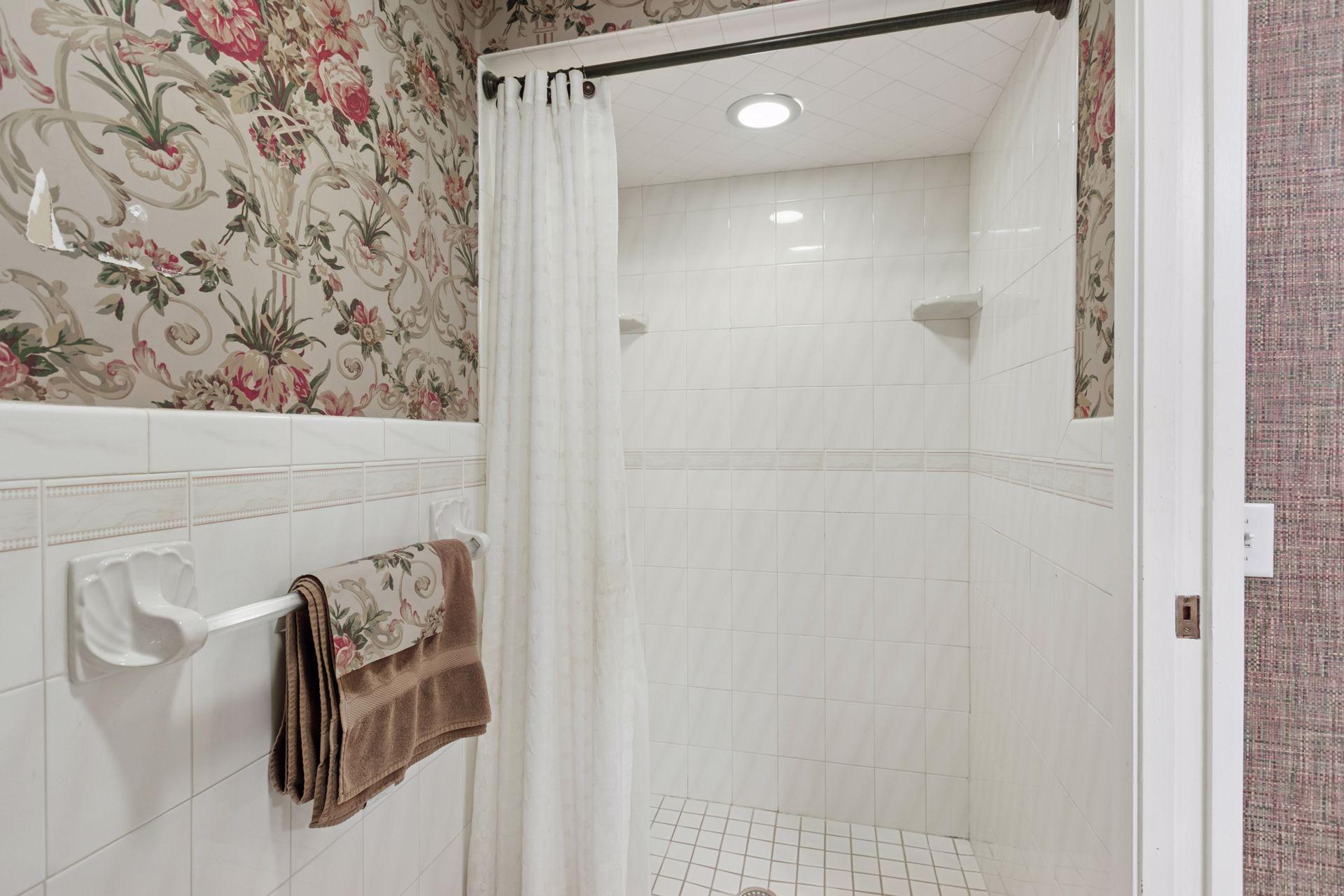 6228 Sandpiper Court Edina, MN 55436 - Photo 28 of 51