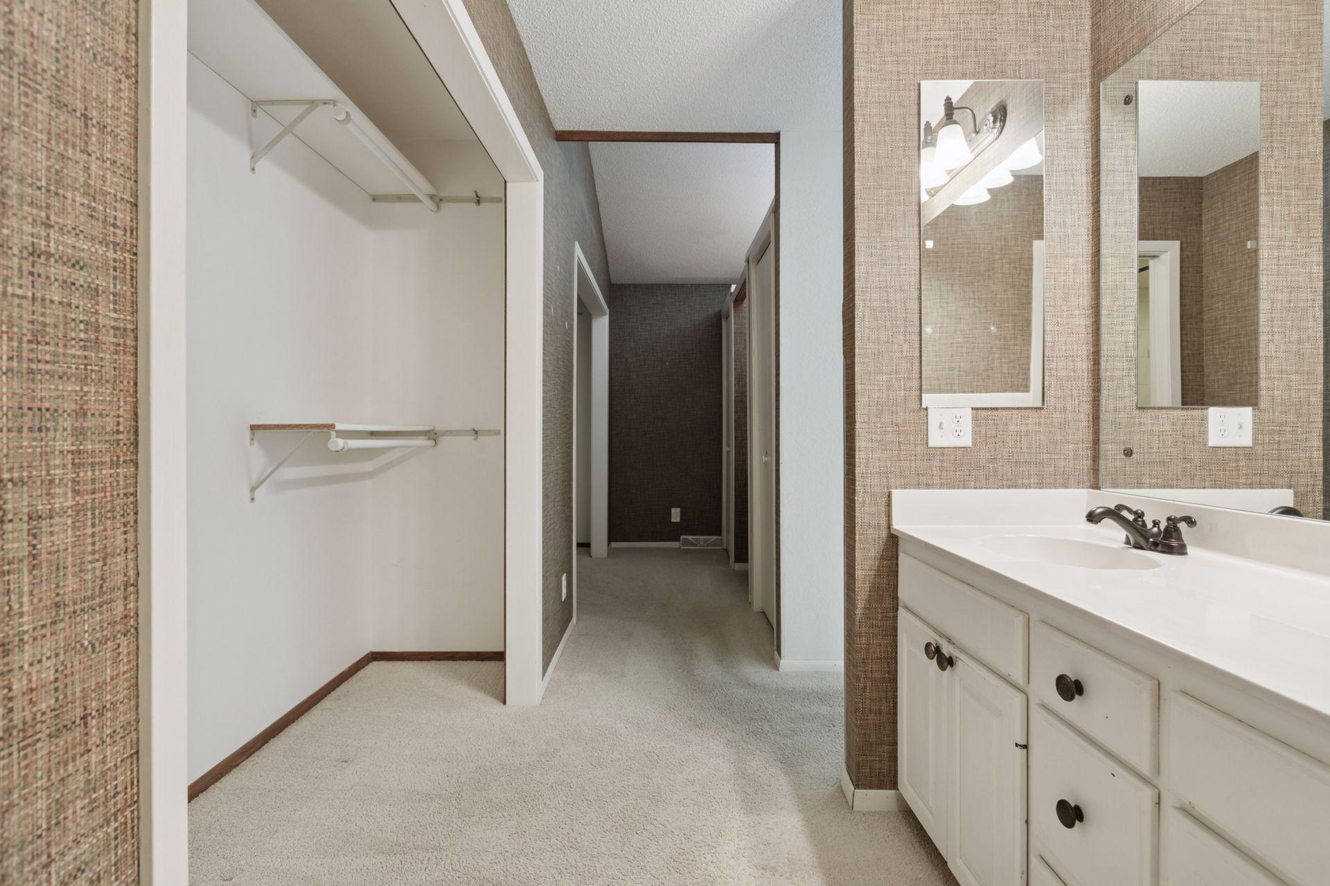 6228 Sandpiper Court Edina, MN 55436 - Photo 29 of 51