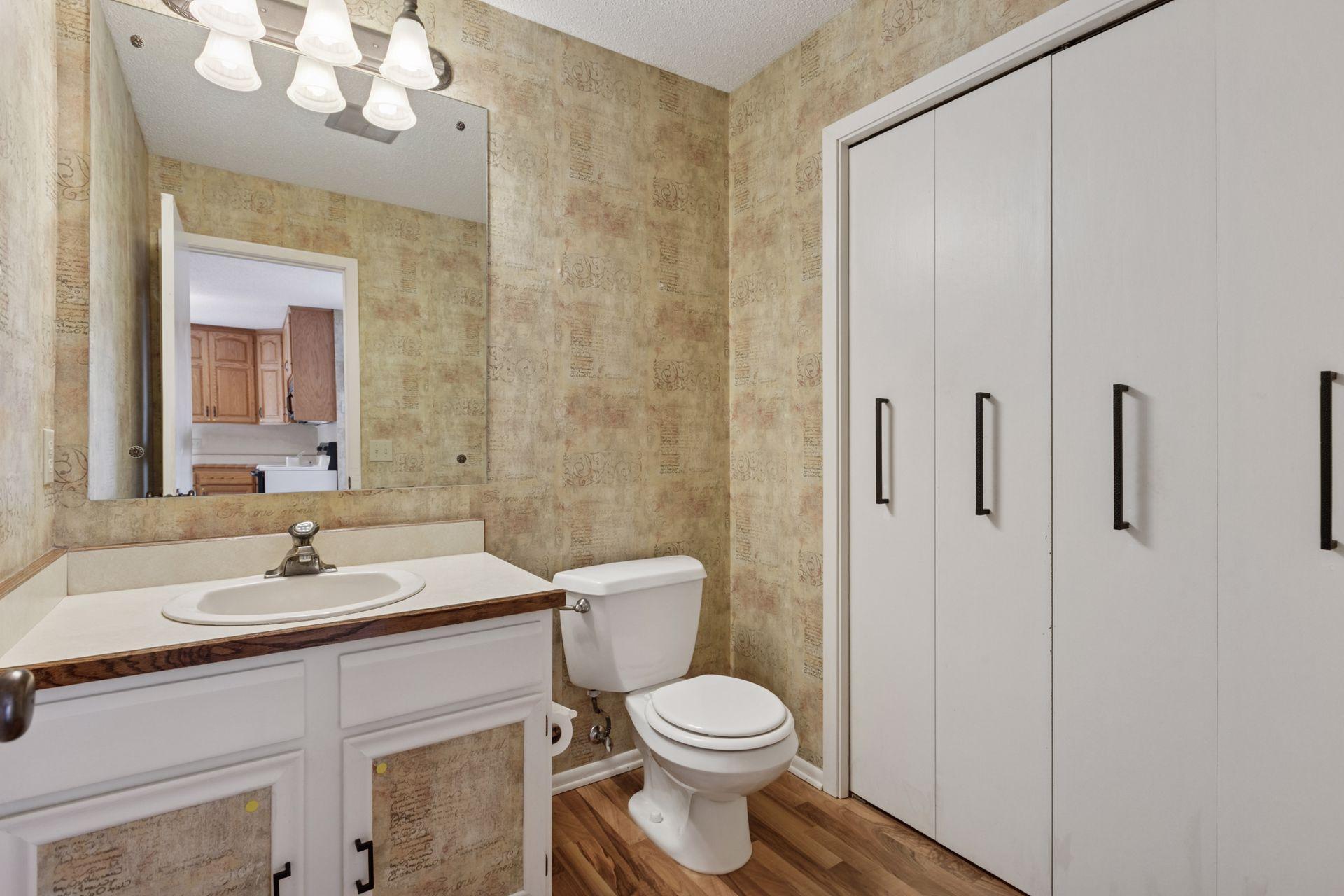 6228 Sandpiper Court Edina, MN 55436 - Photo 33 of 51