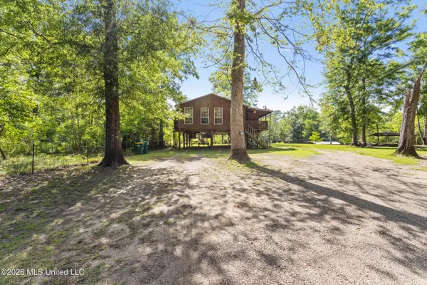 $209,990 | 24748 Davis Dead River Circle, Lucedale, MS 39452