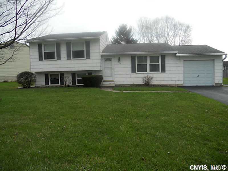 7431 Farmstead Road Clay, NY 13088 - Photo 1 of 1 Exterior Front.