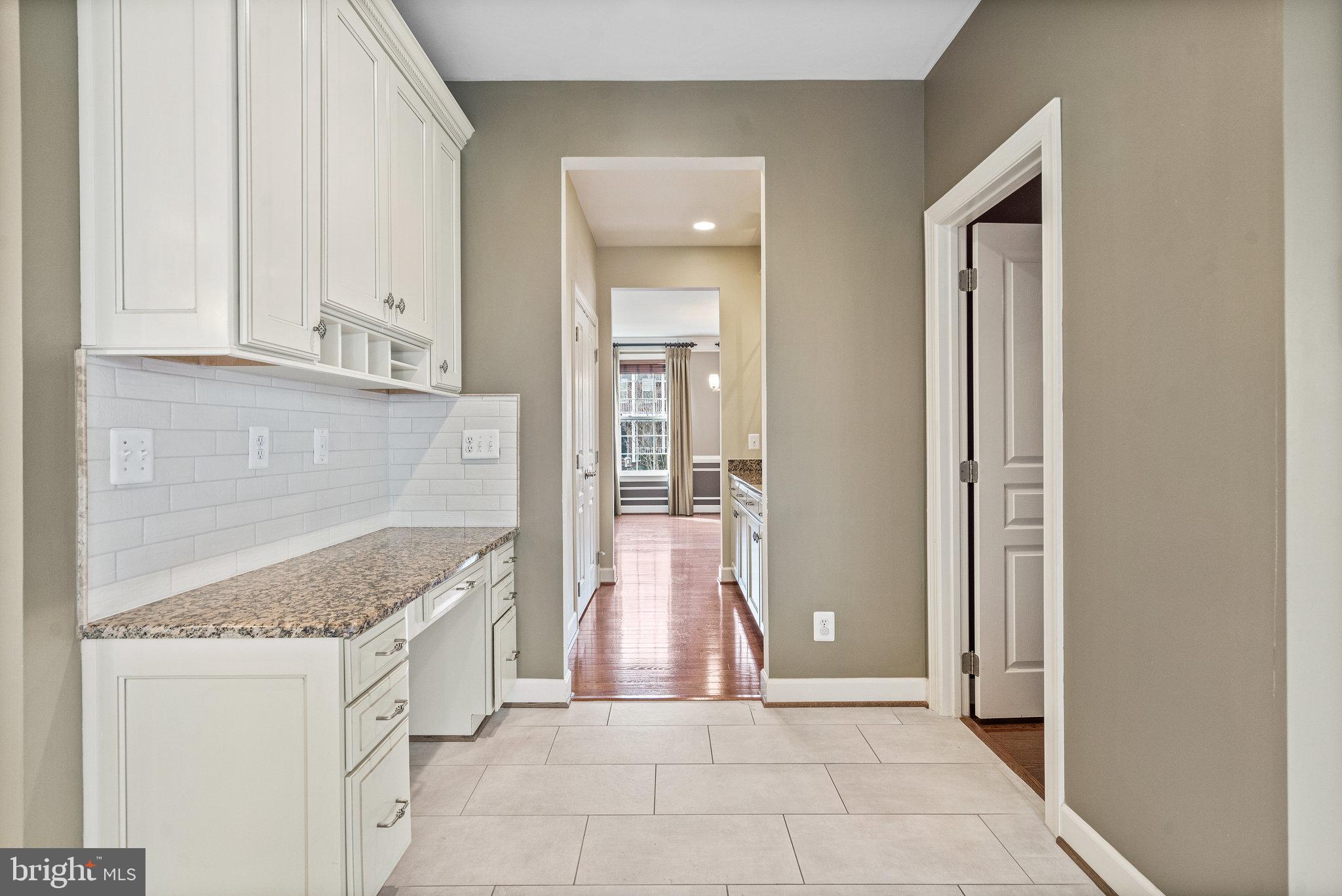 4561 Rona Place Fairfax, VA 22030 - Photo 33 of 78 Butler Pantry