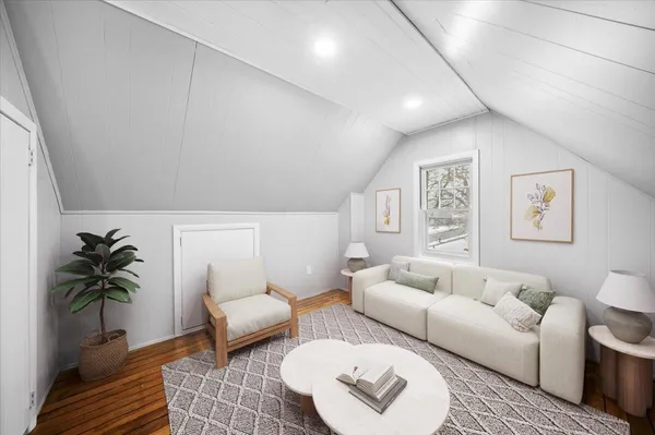 $230,000 | 713 North Jefferson Street, Lowell, MI 49331