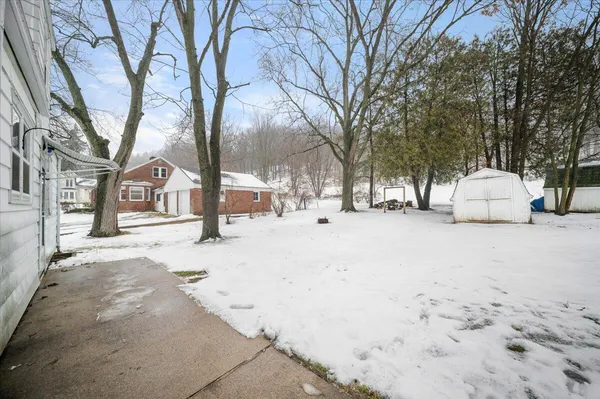 $230,000 | 713 North Jefferson Street, Lowell, MI 49331