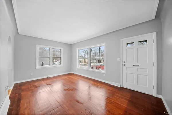 $230,000 | 713 North Jefferson Street, Lowell, MI 49331