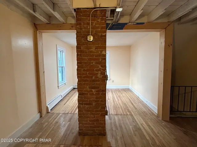 $1,800 | 507 Park Avenue, Unit 2, Stroudsburg, PA 18360