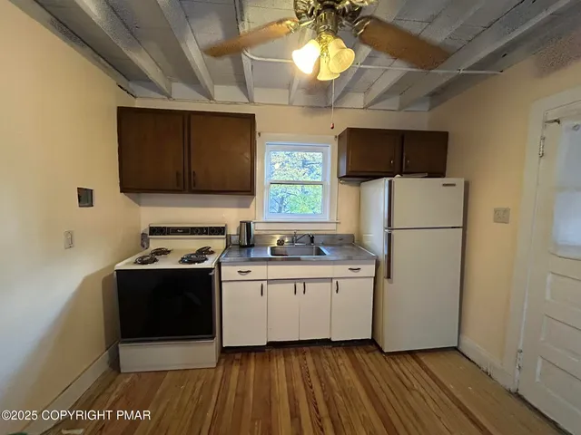 $1,800 | 507 Park Avenue, Unit 2, Stroudsburg, PA 18360