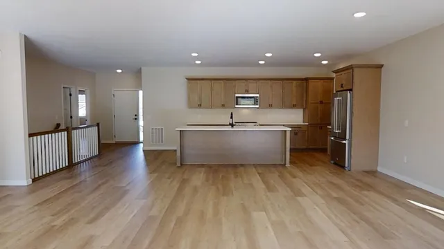 $579,787 | 2804 Oaklawn Drive, Northfield, MN 55057