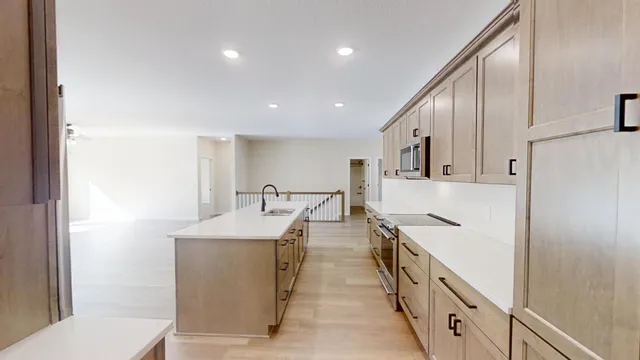 $579,787 | 2804 Oaklawn Drive, Northfield, MN 55057