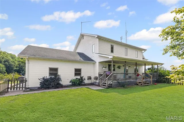 $515,000 | 475 Southeast 900 Avenue, Rockbridge, IL 62081