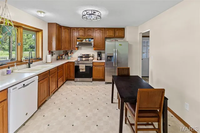 $515,000 | 475 Southeast 900 Avenue, Rockbridge, IL 62081