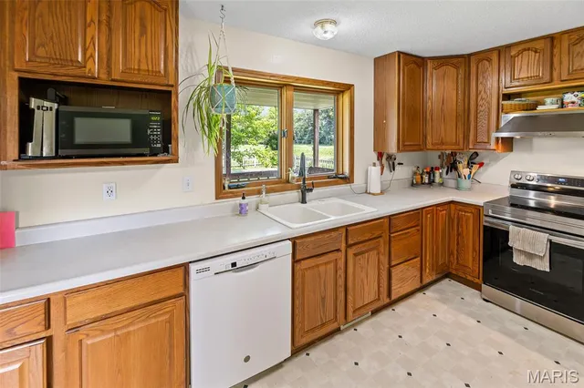 $515,000 | 475 Southeast 900 Avenue, Rockbridge, IL 62081