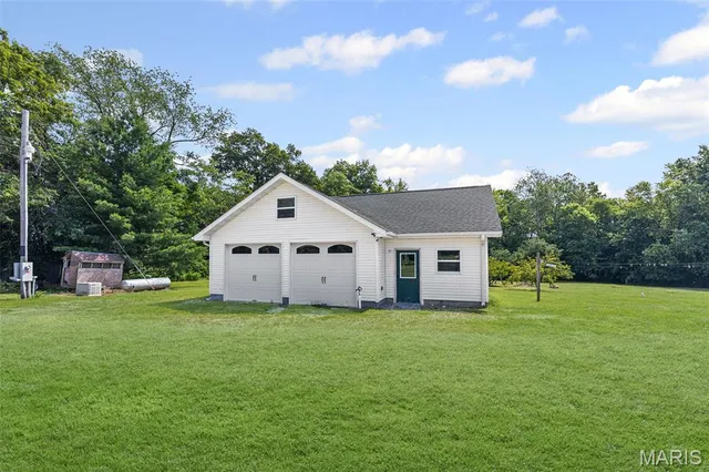 $515,000 | 475 Southeast 900 Avenue, Rockbridge, IL 62081