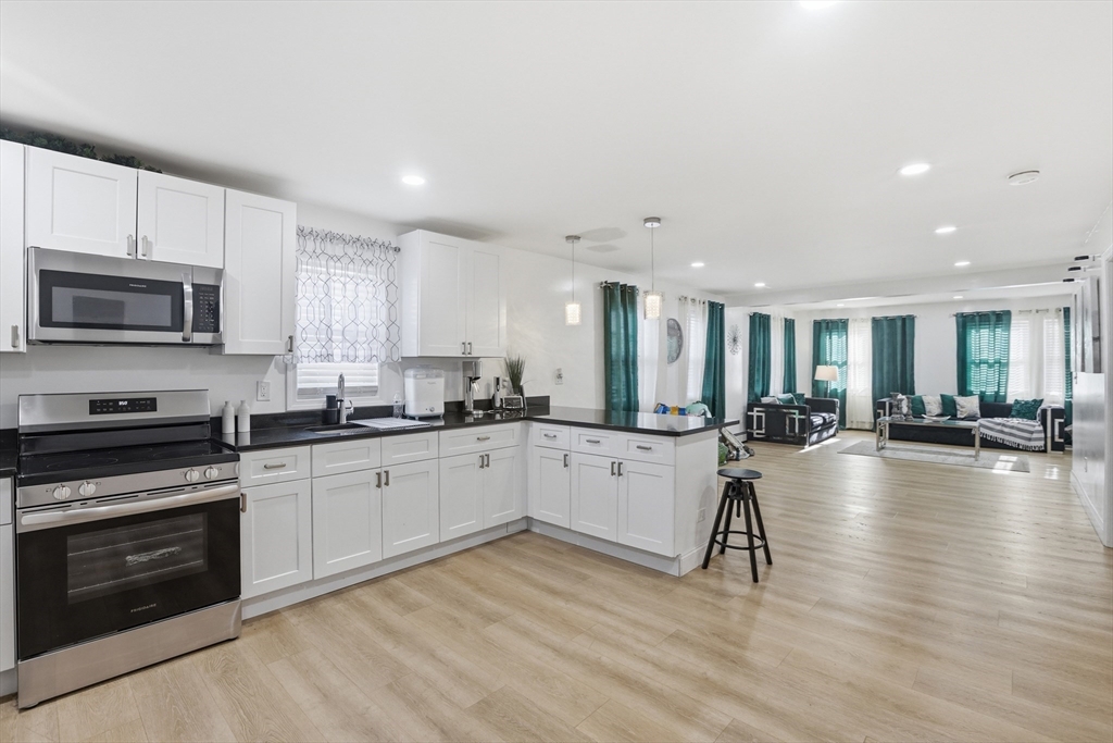 18 Haynes Street Worcester, MA 01603 - Photo 22 of 41