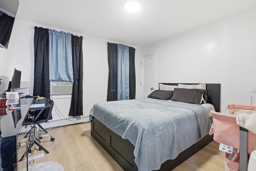 18 Haynes Street Worcester, MA 01603 - Photo 27 of 41