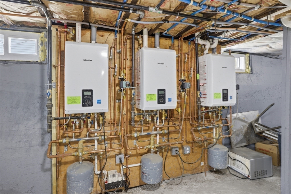 18 Haynes Street Worcester, MA 01603 - Photo 38 of 41