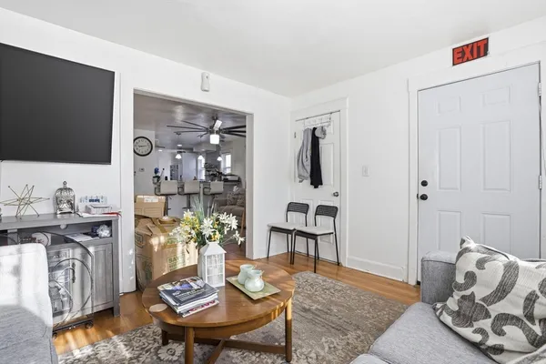 $799,900 | 18 Haynes Street, Worcester, MA 01603